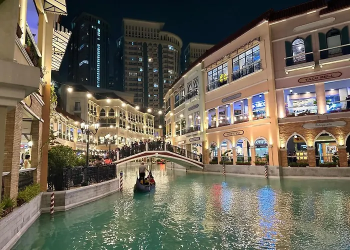 Pretty Cool @venice Luxury Residences With Netflix 3* Manila